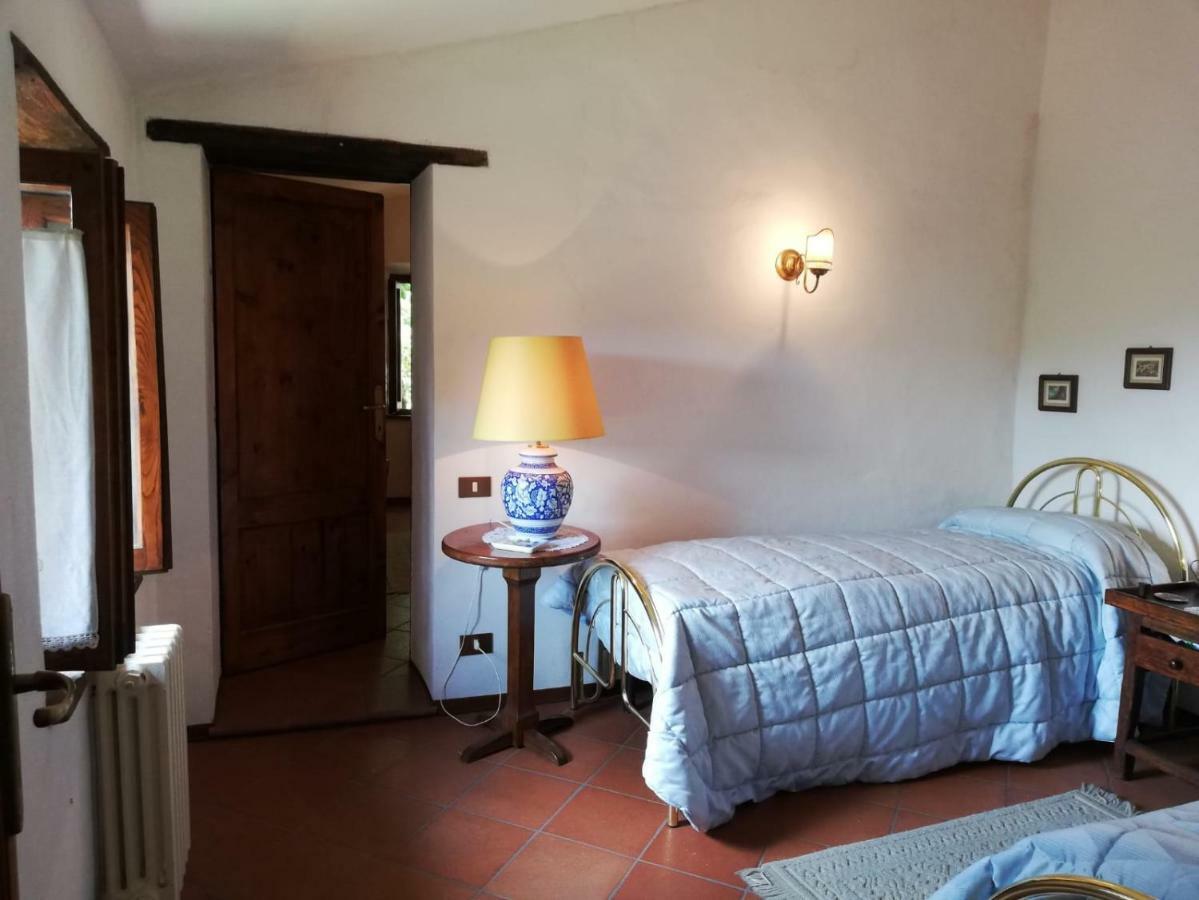 Maison d'hôtes Il Fienile Nella Roccia à Casole dʼElsa Extérieur photo