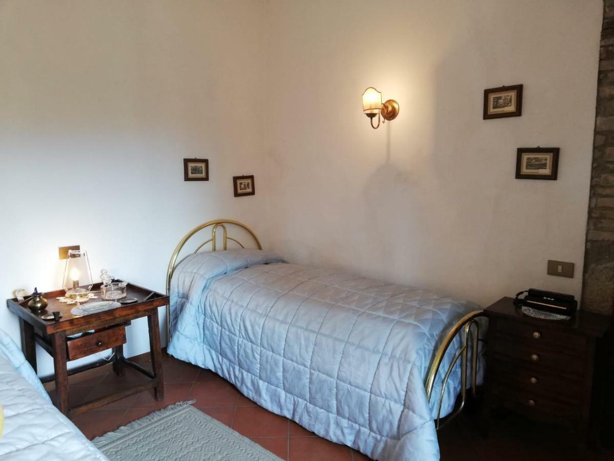 Maison d'hôtes Il Fienile Nella Roccia à Casole dʼElsa Extérieur photo